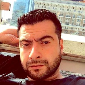 Meet your Posher, Domenic